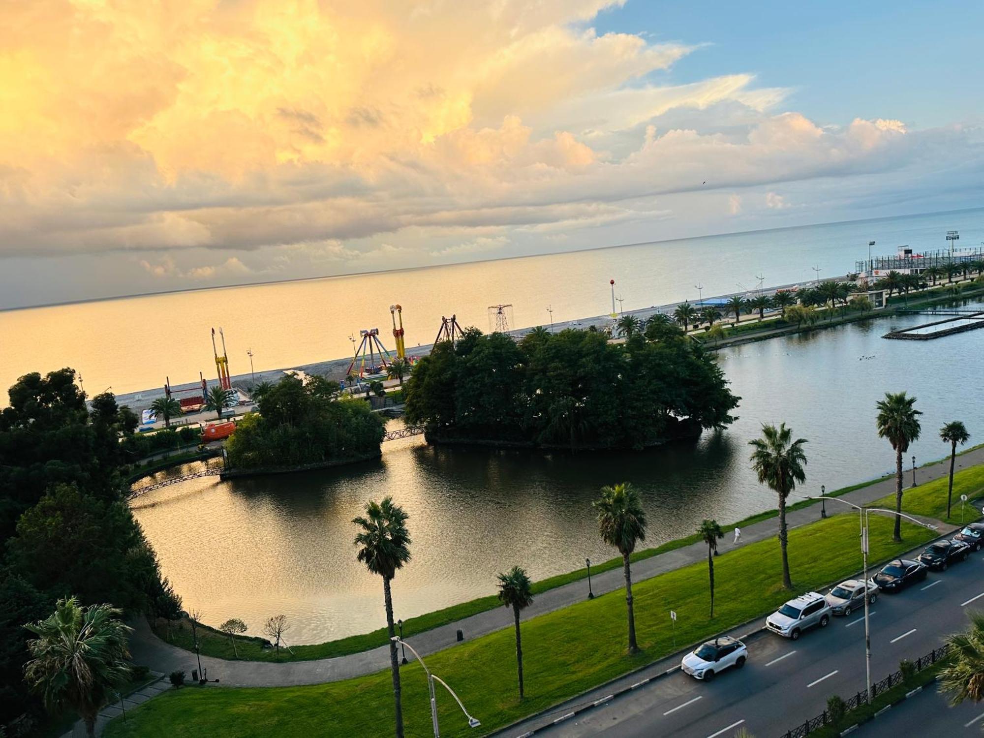 Dream View In Orbi City In Batoumi Extérieur photo